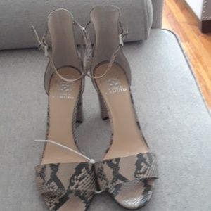 Ladies  Vince  Camuto  Sandals Heels